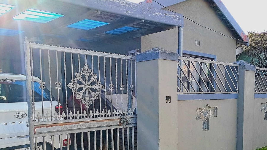 3 Bedroom Property for Sale in Harare Western Cape